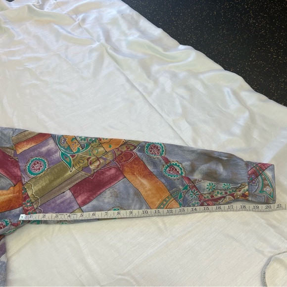 Vibrant Multicolor Men's Casual Button Down Shirt - Picture 10 of 10